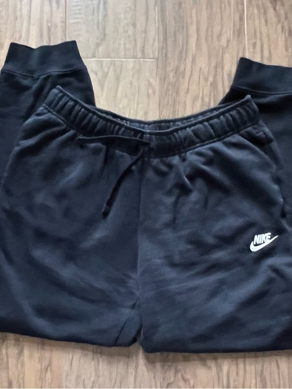 Nike Sportswear Sweatpants Men’s Medium Black Athletic Fleece Gum Joggers